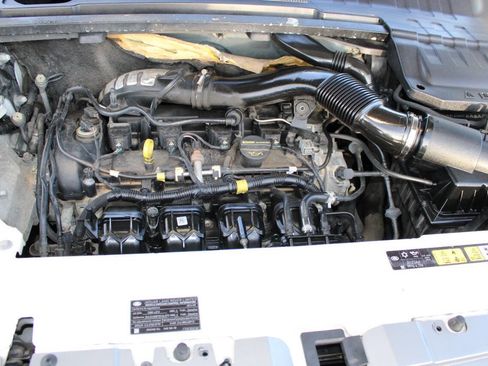 Used 2014 Land Rover Range Rover Evoque Pure image 26