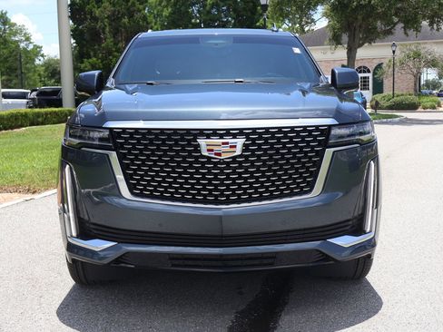 Used 2021 Cadillac Escalade Premium Luxury RWD image 8