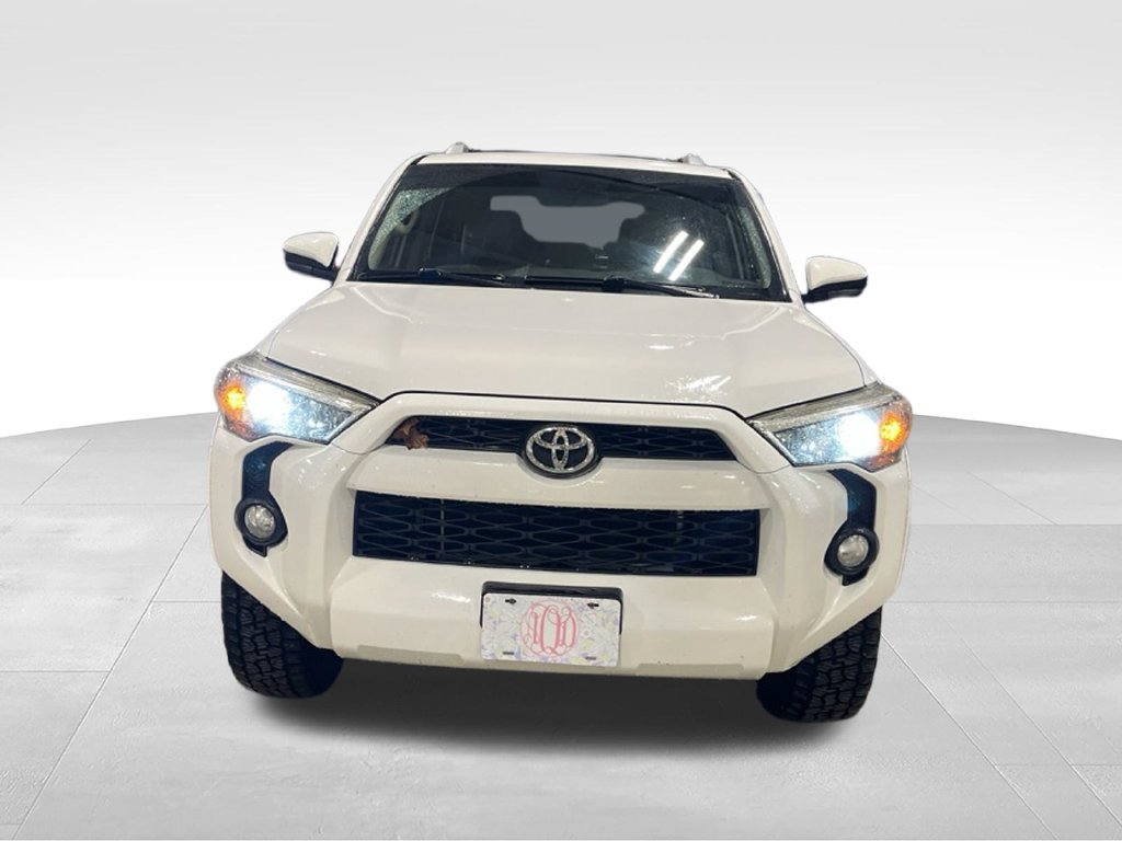 Used 2016 Toyota 4Runner SR5 w/ Convenience Package AWD/4WD image 3