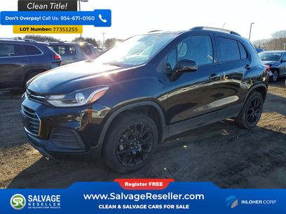 Used 2022 Chevrolet Trax LT w/ Midnight Edition