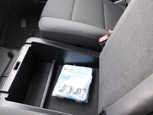 Used 2018 Chevrolet Silverado 1500 LT w/ All Star Edition image 36