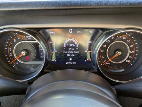 Used 2021 Jeep Wrangler Willys image 31