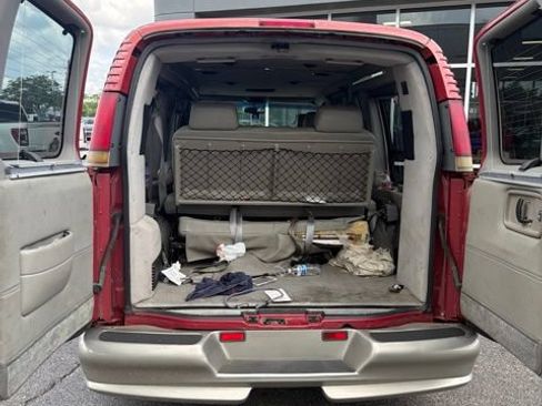 Used 2002 GMC Savana 1500 w/ SLE Marketing Option Pkg 3 RWD image 7