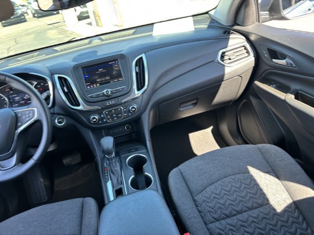 Used 2024 Chevrolet Equinox LT FWD image 16