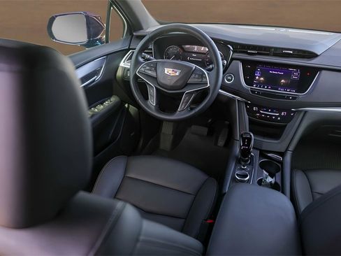 Used 2025 Cadillac XT5 Luxury image 27