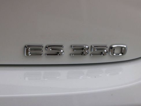 Used 2023 Lexus ES 350 F Sport w/ Accessory Package (Z1) image 21