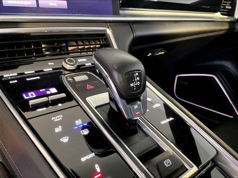 Certified 2023 Porsche Panamera 4 AWD/4WD image 17