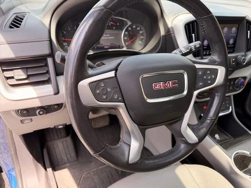 Used 2019 GMC Terrain SLT w/ Preferred Package AWD/4WD image 22