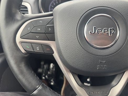 Used 2020 Jeep Grand Cherokee Altitude image 29