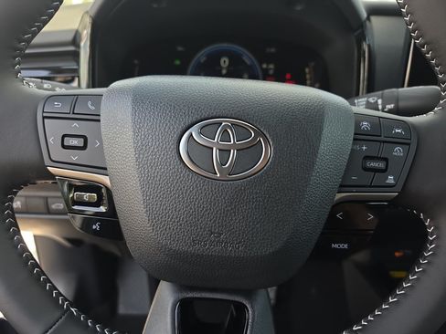 New 2026 Toyota Camry Hybrid w/ Multimedia Upgrade Package AWD/4WD image 26