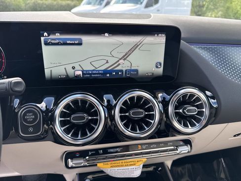 New 2025 Mercedes-Benz GLA 250 4MATIC image 22