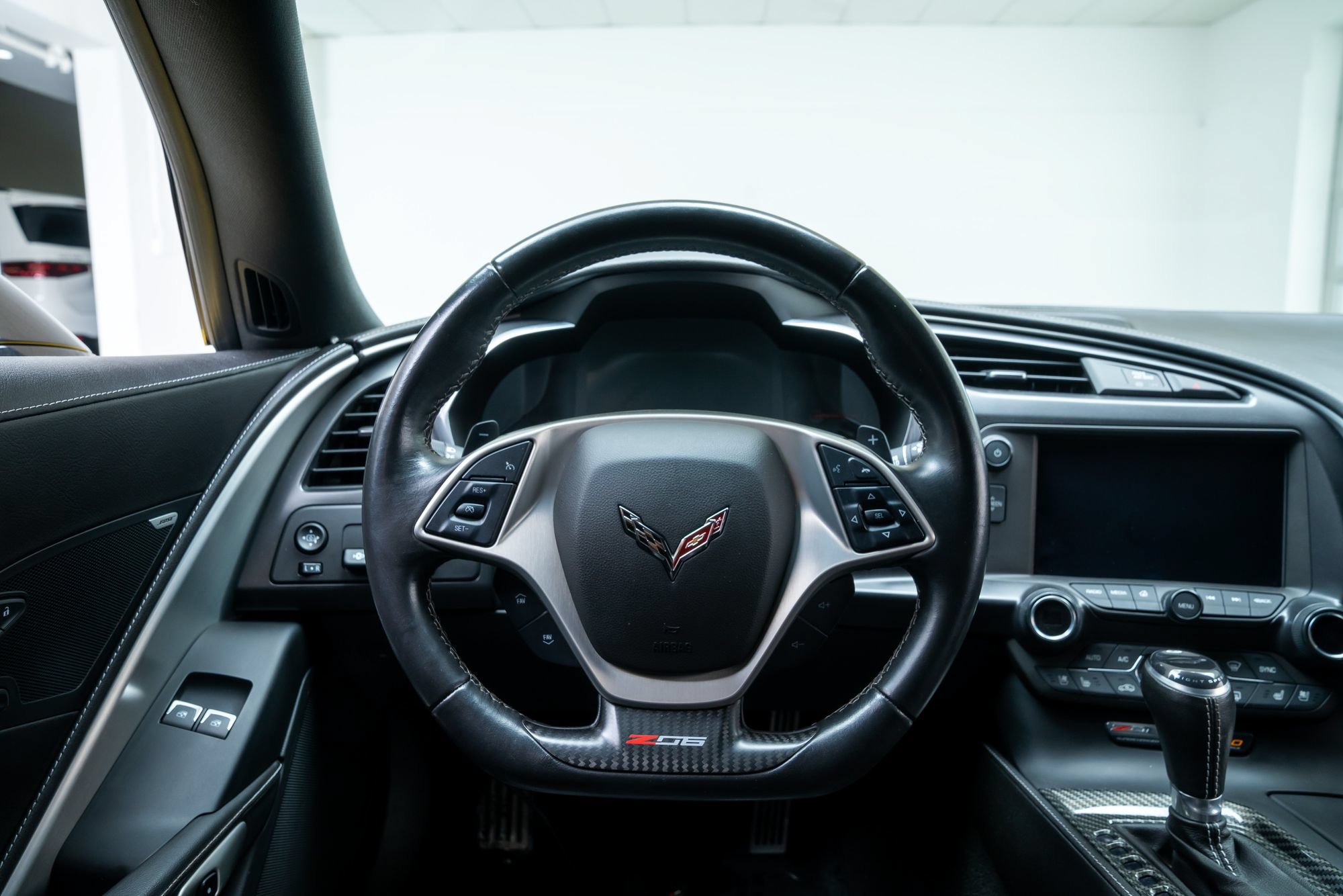 Used 2017 Chevrolet Corvette Z06 RWD image 12