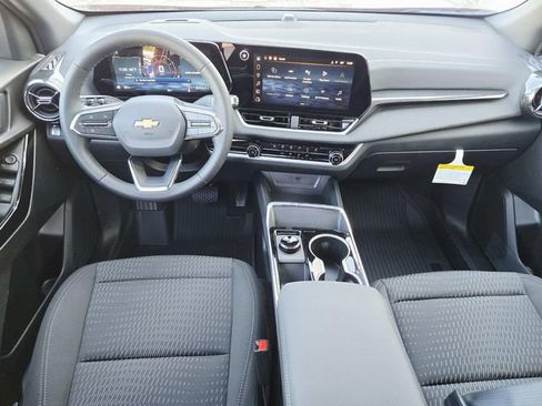 New 2026 Chevrolet Equinox LT w/ LPO, Floor Liner Package image 6