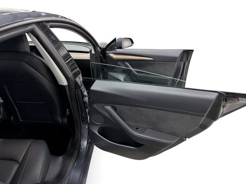 Certified 2023 Tesla Model 3 Standard Range RWD image 12