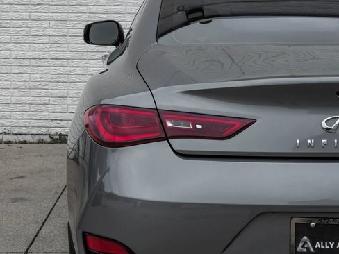 Used 2017 INFINITI Q60 3.0t w/ Premium Plus Package 3.0T image 48