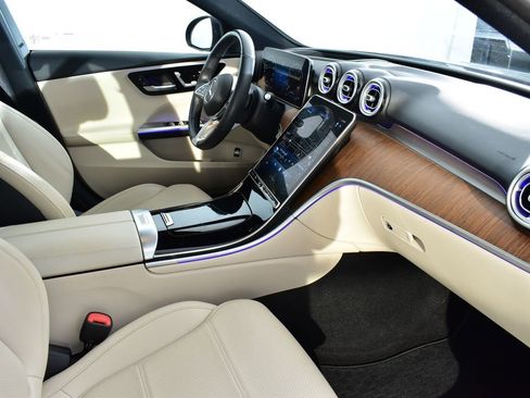 Certified 2022 Mercedes-Benz C 300 4MATIC Sedan image 38