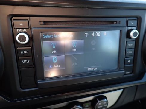 Used 2019 Toyota Tacoma SR AWD/4WD image 21