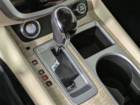 Used 2020 Nissan Murano SL w/ Cargo Package image 19