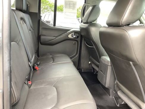 Used 2014 Nissan Frontier PRO-4X w/ Pro-4x Luxury Package AWD/4WD image 23