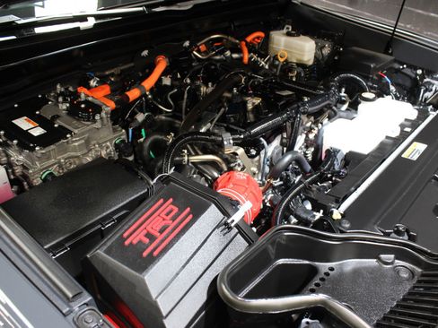 Used 2025 Toyota Tacoma TRD Pro image 34