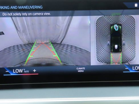 Used 2023 BMW i4 eDrive35 image 16