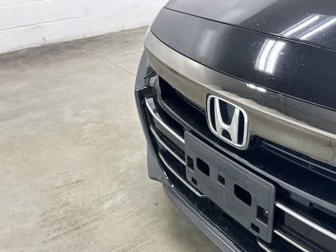 Used 2022 Honda Accord Sport image 30