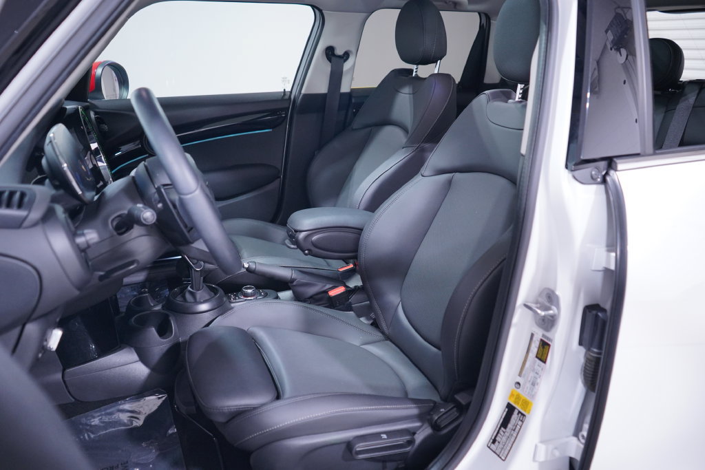 Used 2024 MINI Cooper S FWD image 7