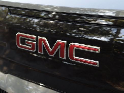 New 2026 GMC Sierra EV Elevation image 38