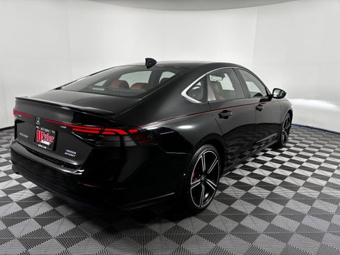 Used 2024 Honda Accord Sport image 15