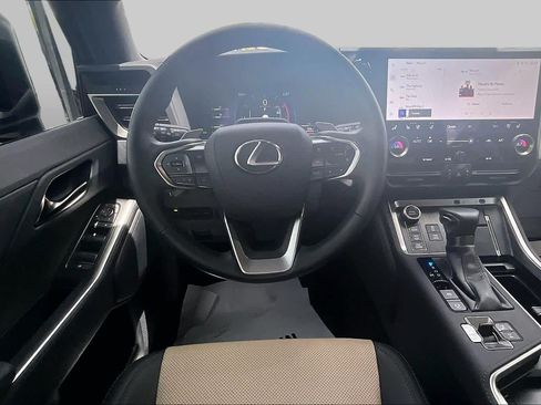 Used 2025 Lexus GX 550 AWD/4WD image 6
