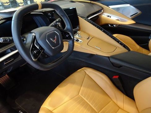 Used 2024 Chevrolet Corvette Stingray Preferred Cpe w/ Z51 Performance Package RWD image 12