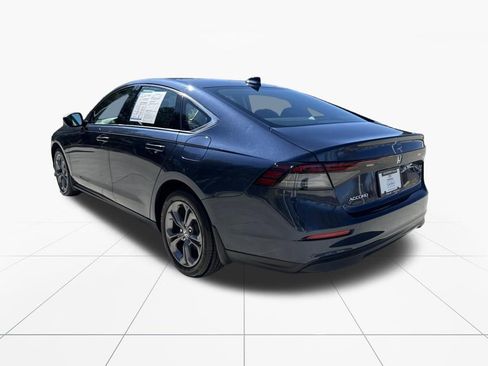 Used 2023 Honda Accord EX image 6