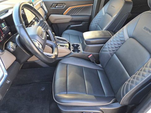 Certified 2024 GMC Canyon Denali image 13