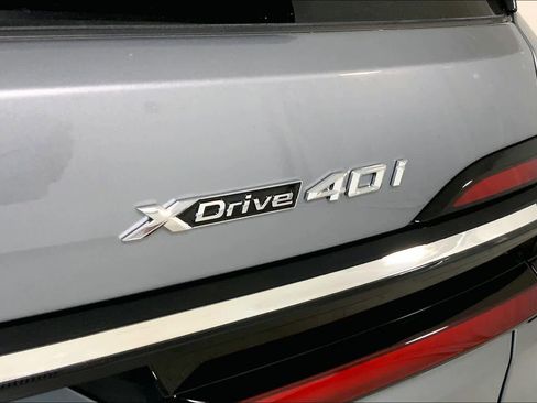 New 2026 BMW X7 xDrive40i w/ Executive Package AWD/4WD image 15