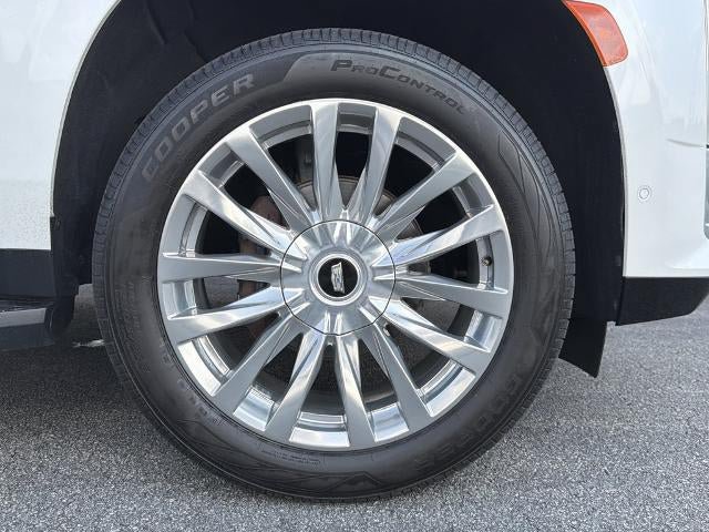 Certified 2022 Cadillac Escalade Premium Luxury AWD/4WD image 12