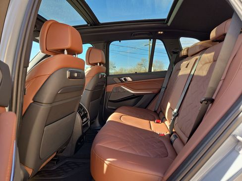 New 2026 BMW X5 xDrive40i w/ Executive Package image 13