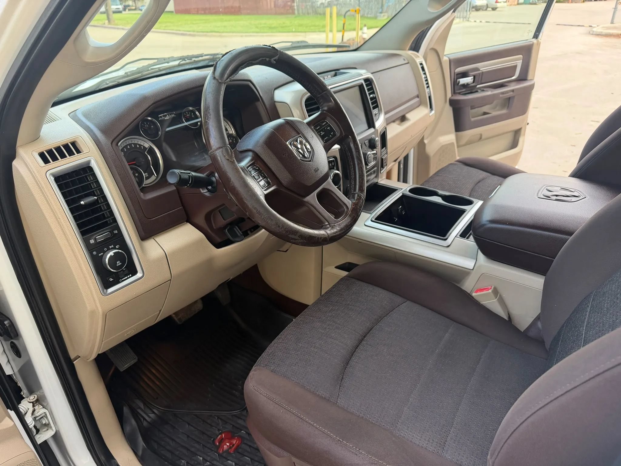 Used 2014 RAM 1500 Lone Star RWD image 26
