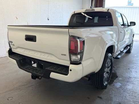 Used 2023 Toyota Tacoma Limited AWD/4WD image 5