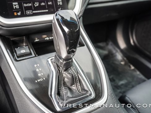 Used 2022 Subaru Outback Limited image 45