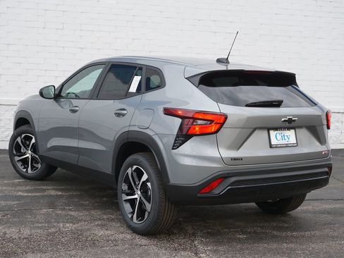 New 2026 Chevrolet Trax RS image 7