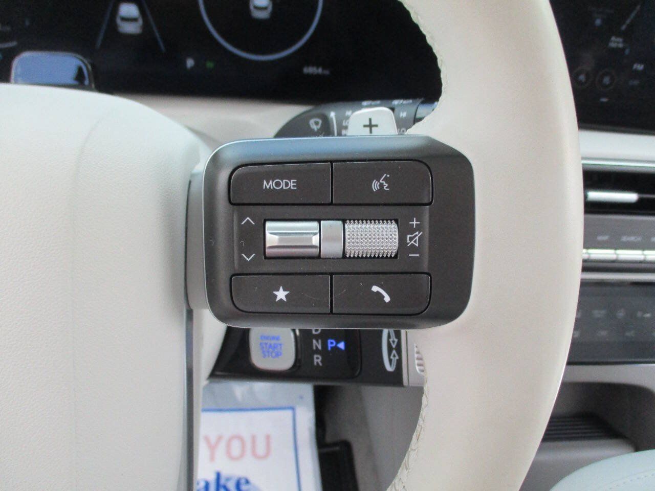 Used 2026 Hyundai Palisade SEL Premium FWD image 13