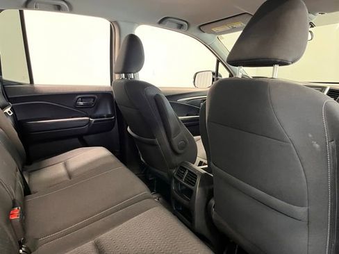 Used 2019 Honda Ridgeline Sport image 14