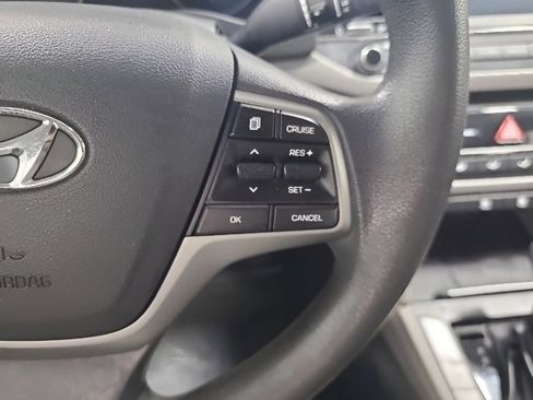 Used 2018 Hyundai Elantra SEL FWD image 23