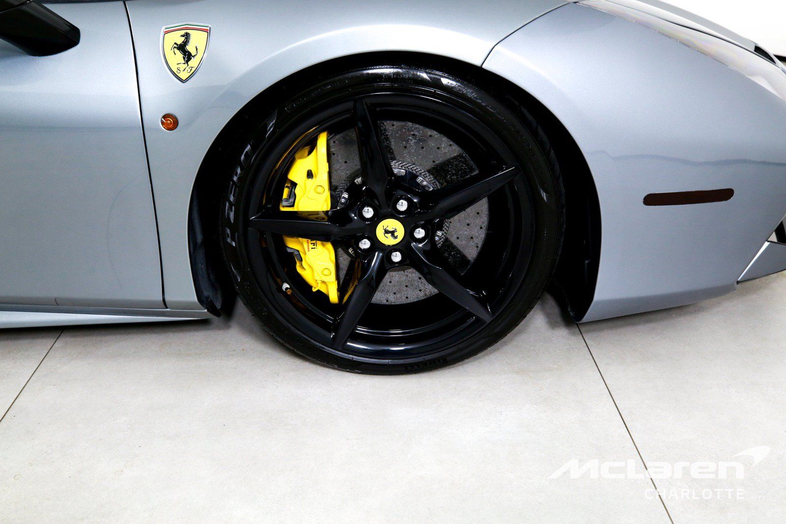 Used 2019 Ferrari 488 Spider RWD image 26