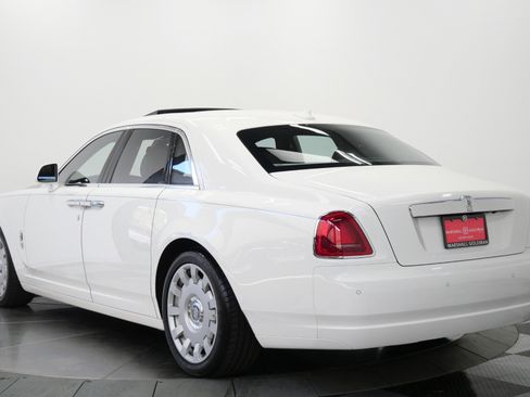 Used 2014 Rolls-Royce Ghost RWD image 7