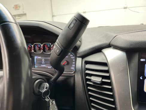 Used 2019 Chevrolet Tahoe LS AWD/4WD image 23