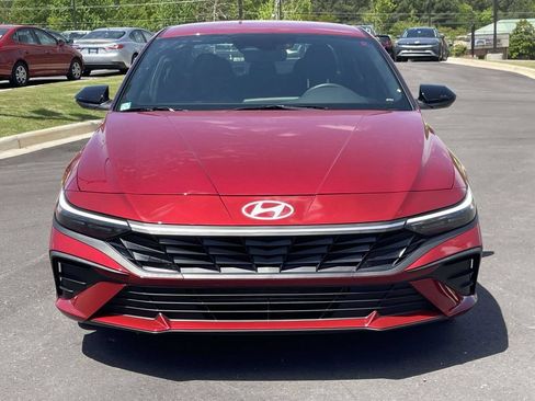 Used 2025 Hyundai Elantra Sport FWD image 5
