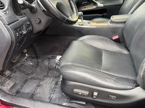 Used 2009 Lexus IS 250 AWD image 28