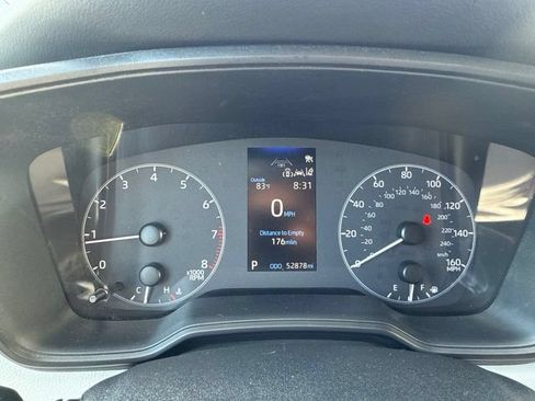 Used 2024 Toyota Corolla SE FWD image 11