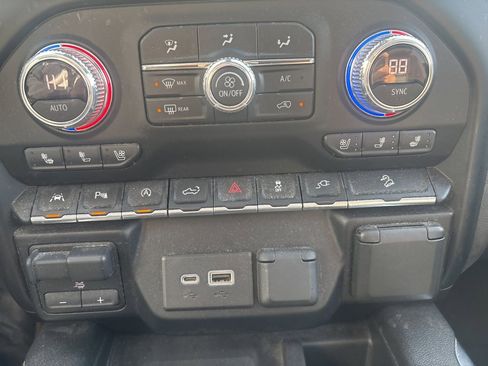 Used 2019 GMC Sierra 1500 SLT w/ SLT Premium Plus Package image 11